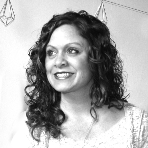 Meet your Posher, Posh - Picture 1 of 1